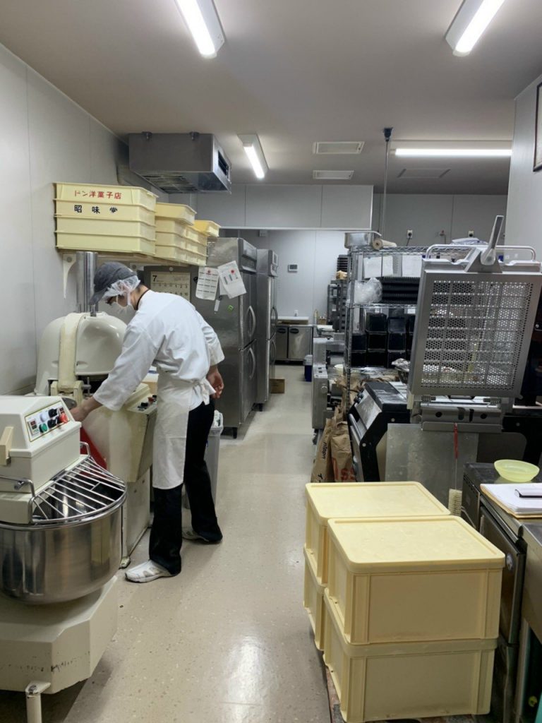 Đơn hàng chế biến bánh mì không yêu cầu quá khắt khe