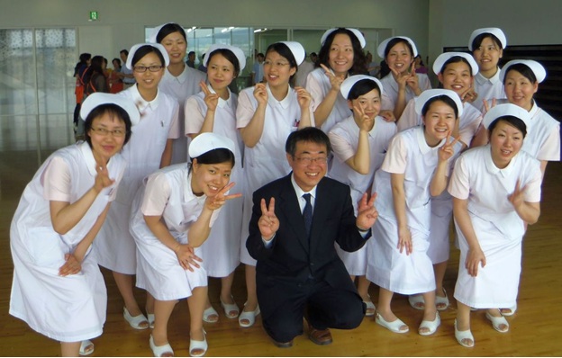 Những lý do mà ngành điều dưỡng tại Nhật Bản dần phổ biến